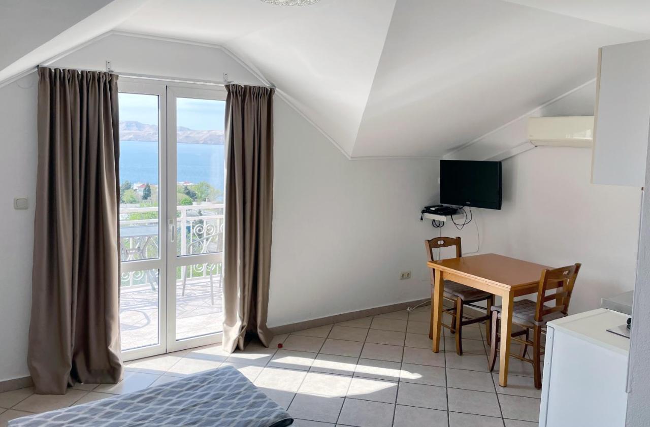 Apartment Anic Karlobag Kültér fotó