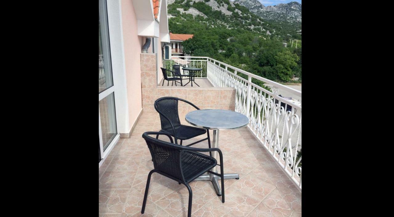 Apartment Anic Karlobag Kültér fotó